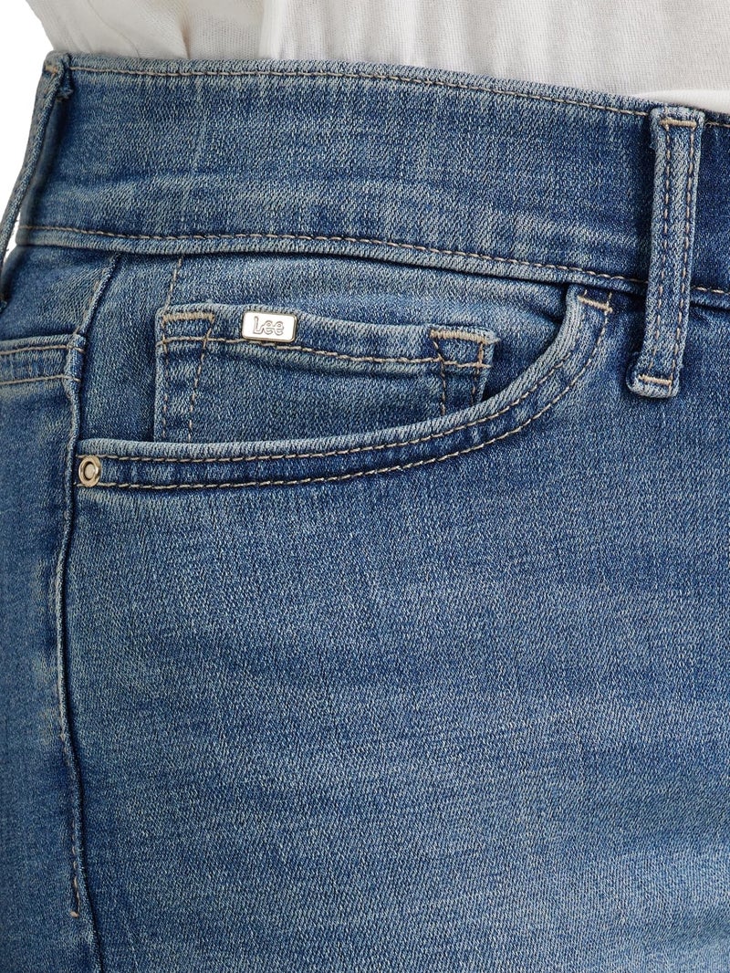 Lee Women's Ultra Lux Comfort with Flex Motion Bootcut Jean Majestic 4 Medium - Image 2